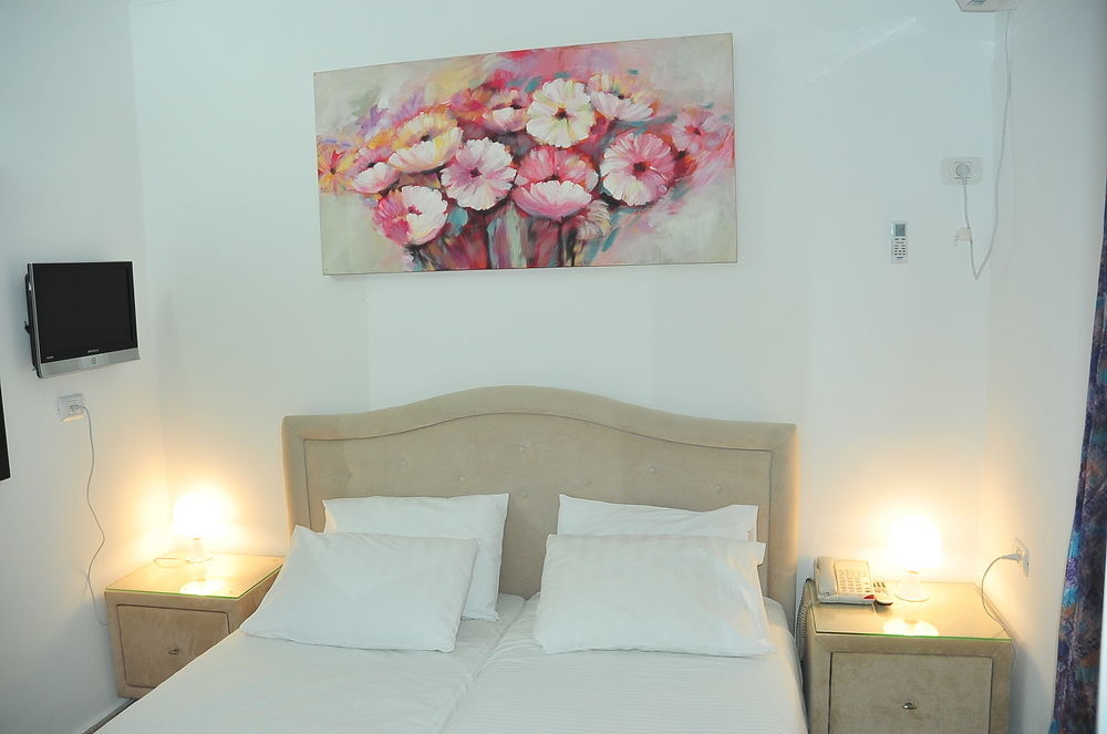 Glatt Eden Hotel Tiberiade Esterno foto